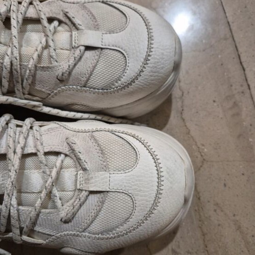 Ugg Australia white sneakers like new, size 40, chunky style