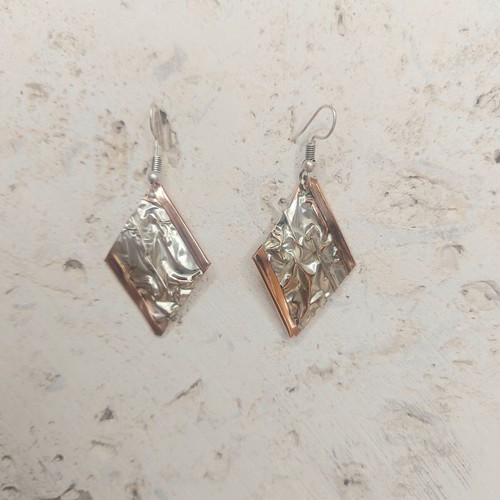 Silver plating dangling earrings like new, gold and silver colors