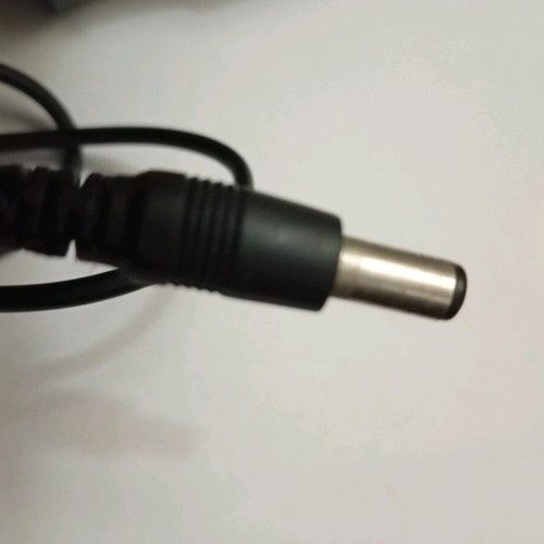9v 500mA power adapter like new