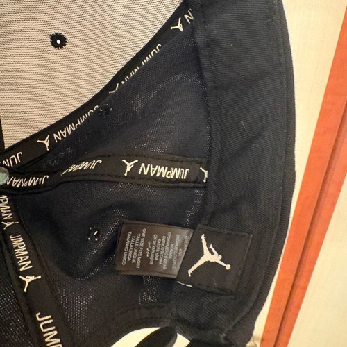 Nike Jordan hat like new, authentic unisex black