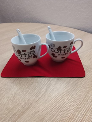 Coffee cup set with spoons, like new, 2 pieces