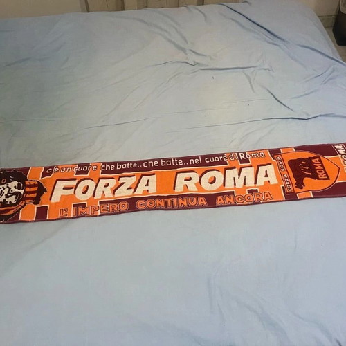 Roma scarf like new, collectible