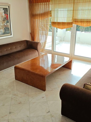 Jimeco Designer Coffee Table σαν καινούργιο με γυαλιστερό φινίρισμα