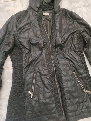Thin black jacket like new, size S