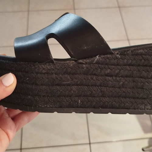 Envie Shoes black platform sandals size 37 like new