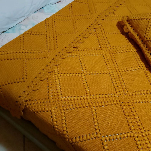 Knitted handmade blanket like new for double bed with pillow