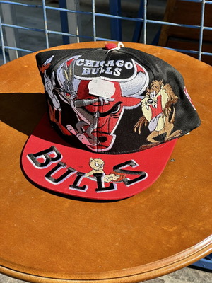 Vintage Chicago Bulls Looney Tunes Snapback Cap NBA, size 58