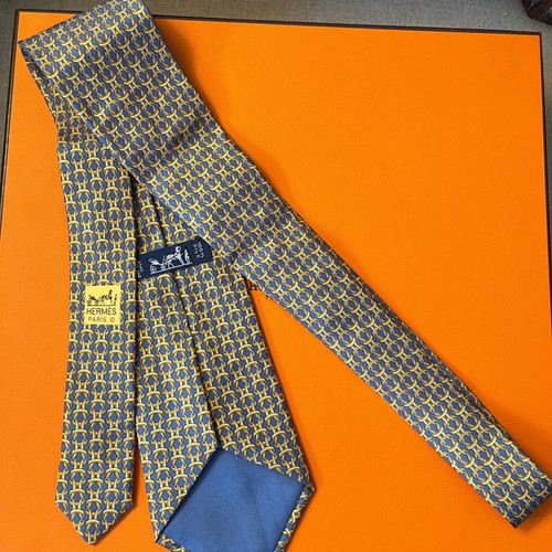 Hermes silk tie used model 7884 MA