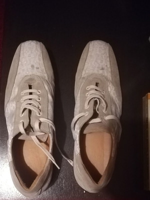 Leather shoes size 44 like new, white and grey