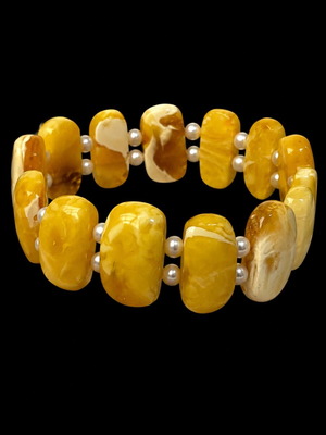 Amber bracelet with pearls, natural Baltic amber