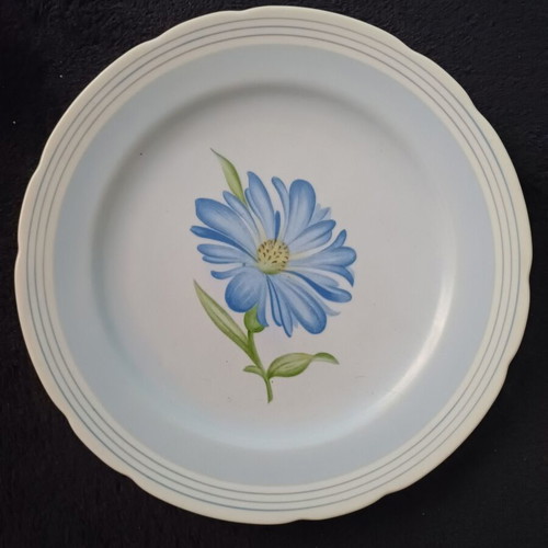 Vintage porcelain plate Sango China made in Japan, like new