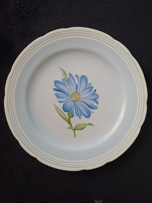 Vintage porcelain plate Sango China made in Japan, like new
