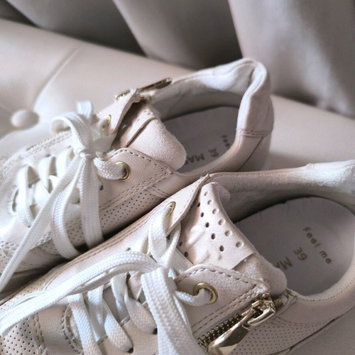 Marco Tozzi sneakers beige used, size 39, athletic