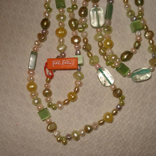 Folli Follie women's necklace with multicolored pearls 250cm like new