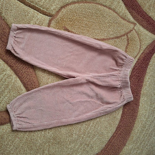 Clothes for 2-year-old girl like new, pack of 3 pants and cardigan