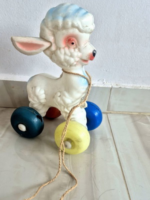 Lamb toy from 60s-70s used, Greek made, large size with wheels