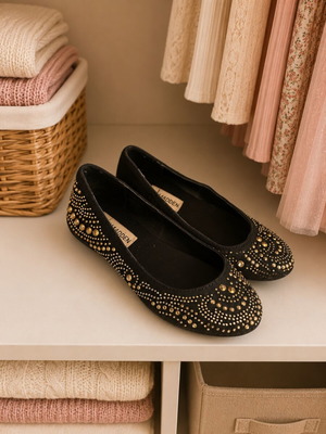 Steve Madden μπαλαρίνες μέγεθος 32 μεταχειρισμένες, μαύρες με χρυσά στρας