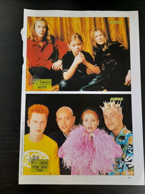 Super magazine scrap in good condition, lyrics 10