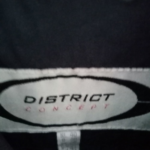 District spring jacket like new, converts to backpack, blue, size L
