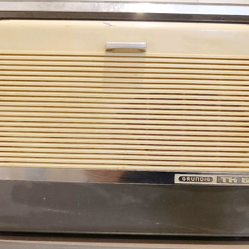 Grundig reel-to-reel tape recorder used, vintage 1960, needs repair