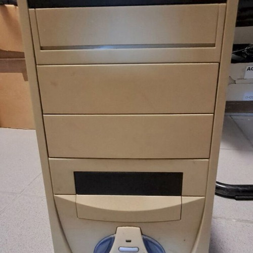 Pentium 4 Desktop PC 3.06 GHz 2 GB RAM 400 GB HDD Windows Office used