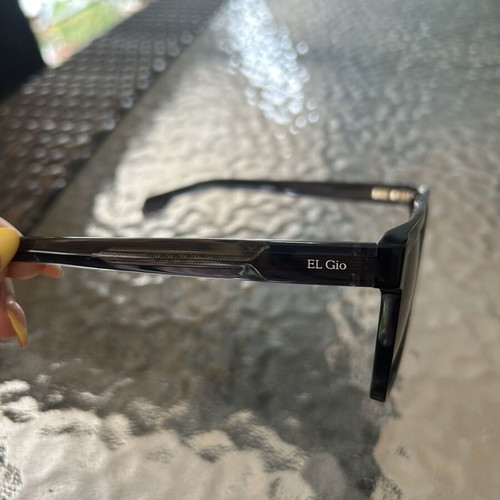 Sunglasses used only once, black