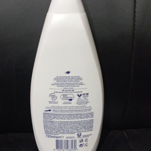 Αφρόλουτρο Dove Silky Velvet 720ml καινούργιο