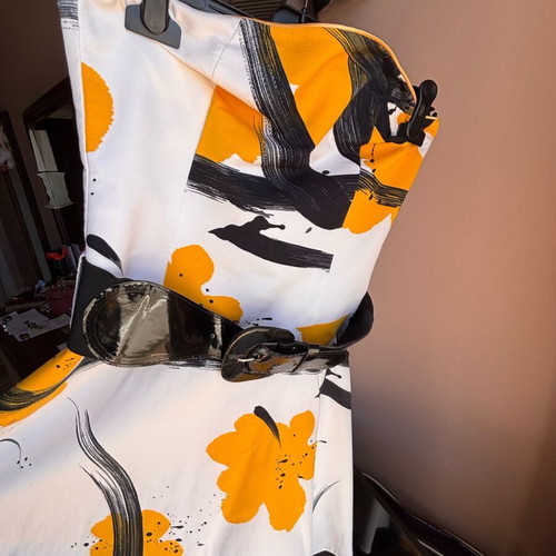 Forel dress like new, strapless, white with yellow flowers, size S/M