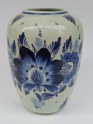 Delft vase old used, numbered and signed