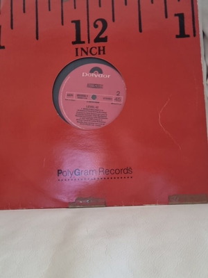 Polydor vinyl maxi single used