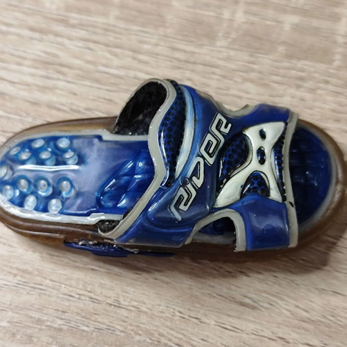 Vintage Rider Keychain sandal used with yellowing