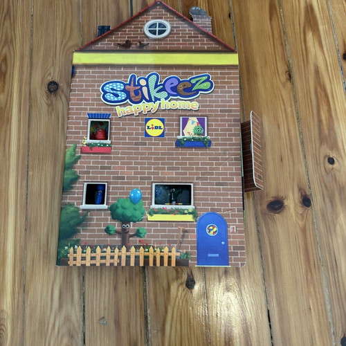 Lidl Stikeez 2022 collectible figures like new