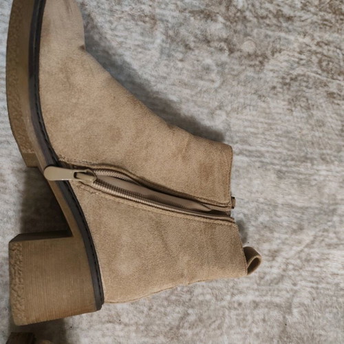 Suede ankle boots with heel – No 37