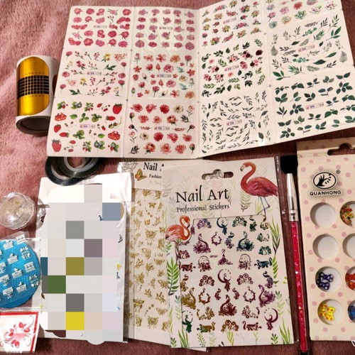 Nail set new with stickers, plate and decorative items