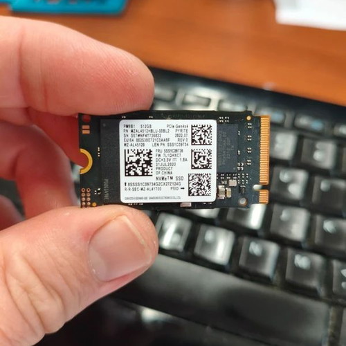 Samsung 512GB SSD 2242 NVMe PCIe Gen4 PM9B1 like new