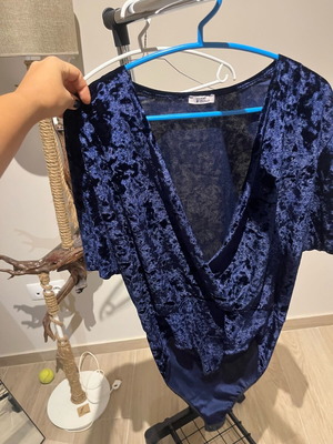 Velvet bodysuit blue to purple used