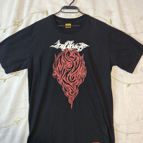 Dickies T-shirt size M black with Y2K tribal print like new