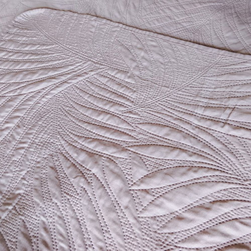 King Size Bedspread Set like new, gray with embossed patterns