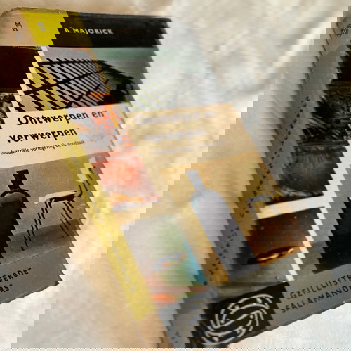 Βιβλίο Ontwerpen en verwerpen για βιομηχανικό design μεταχειρισμένο (1959)