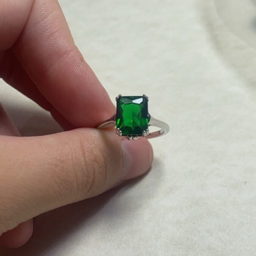 Handmade silver ring with green stone new