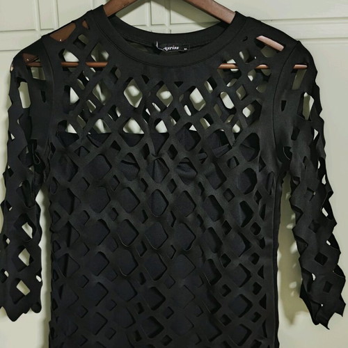 Women's top blouse with cutouts new, size M, black