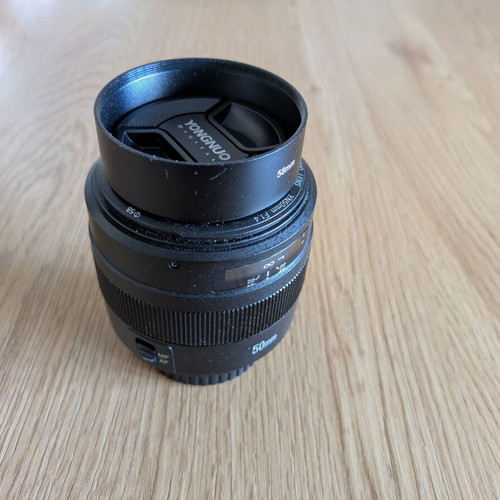YN50mm F1.4 Canon EF Mount Lens like new