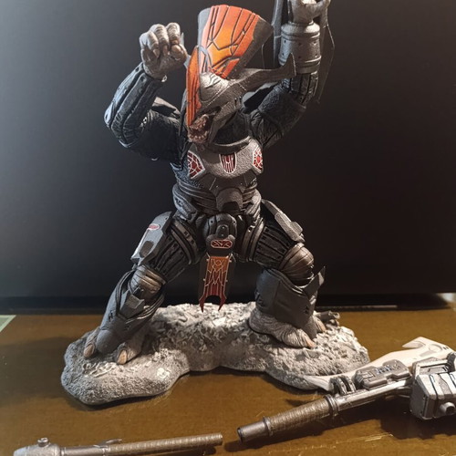 Mcfarlane Halo 3 Brute Chieftain figure used with minor damage