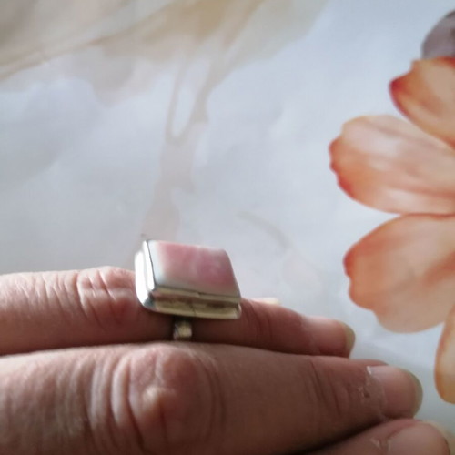 925 Silver Ring with Rectangular Pink Nephrite Stone New