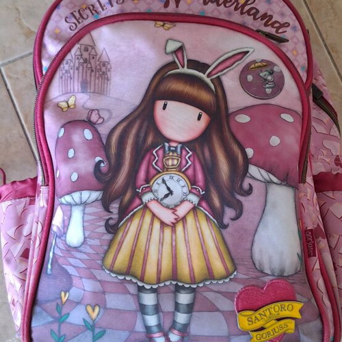 Sandoro school bag with pencil case and tupperware set