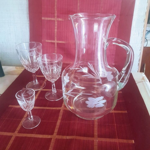 Vintage French 25-Piece Glass Serving Set mint condition, service for 8