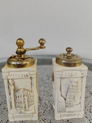 Italian vintage salt shaker and pepper mill set used, neoclassical style