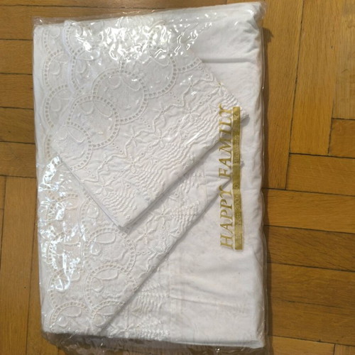 Bed sheet set new, 2 sheets 200x250 and 2 pillowcases 50x80