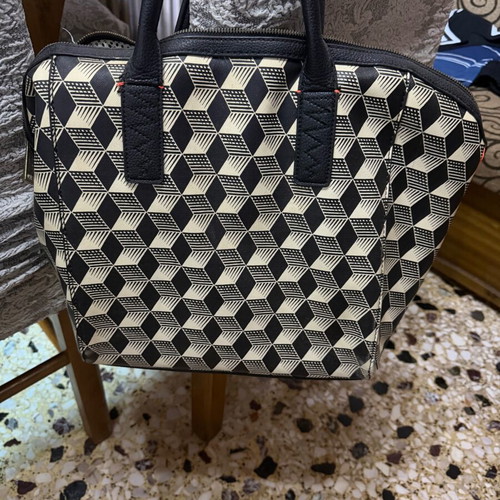 Pauls Boutique shoulder bag, like new