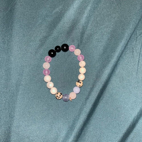 Handmade bracelet with beads made to order, white and pink
